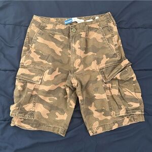 Old Navy Camo Cargo Shorts - 30